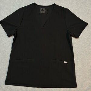 FIGS Casma Three Pocket Scrub Top Black Size Large FW1100